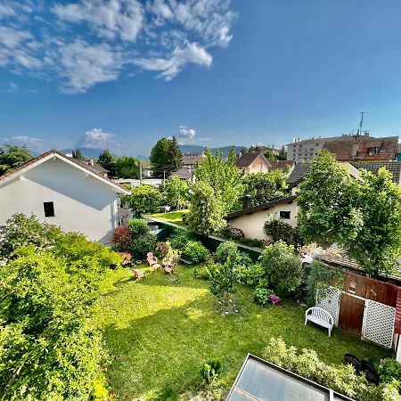 Un Peu Plus Pres Des Etoiles Annecy Kültér fotó