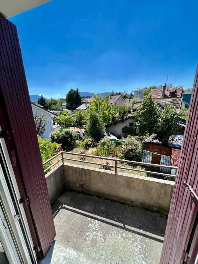 Un Peu Plus Pres Des Etoiles Annecy Kültér fotó